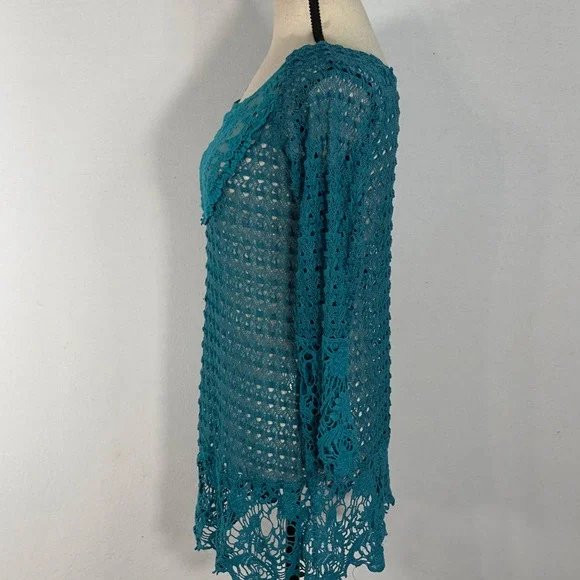 NWOT Umgee Blue Crochet Lace Tunic Top Women's Size Medium - Picture 4 of 6